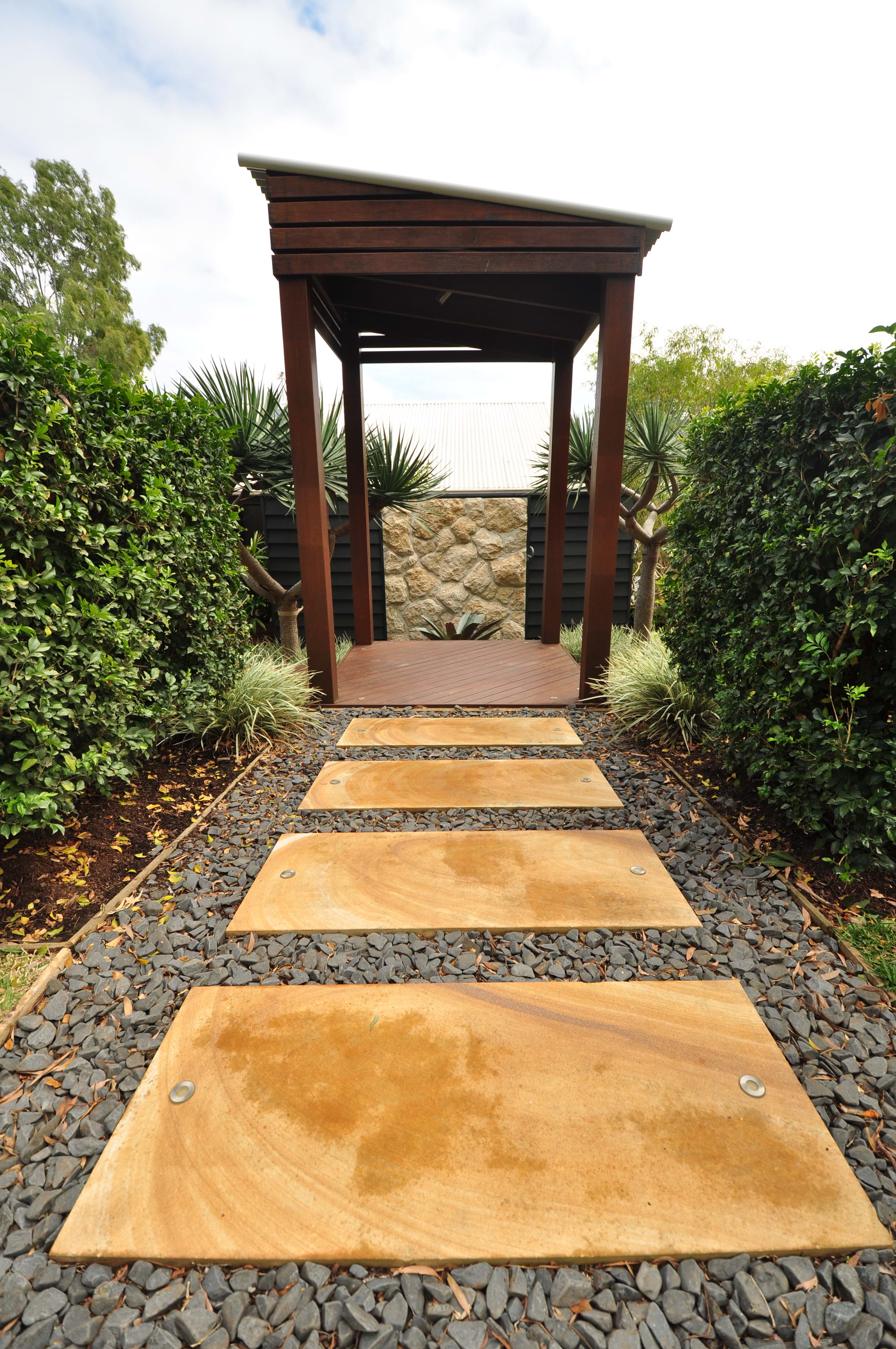 Feature Stone | Kenchi Lifestyle Gardens | Gold Coast