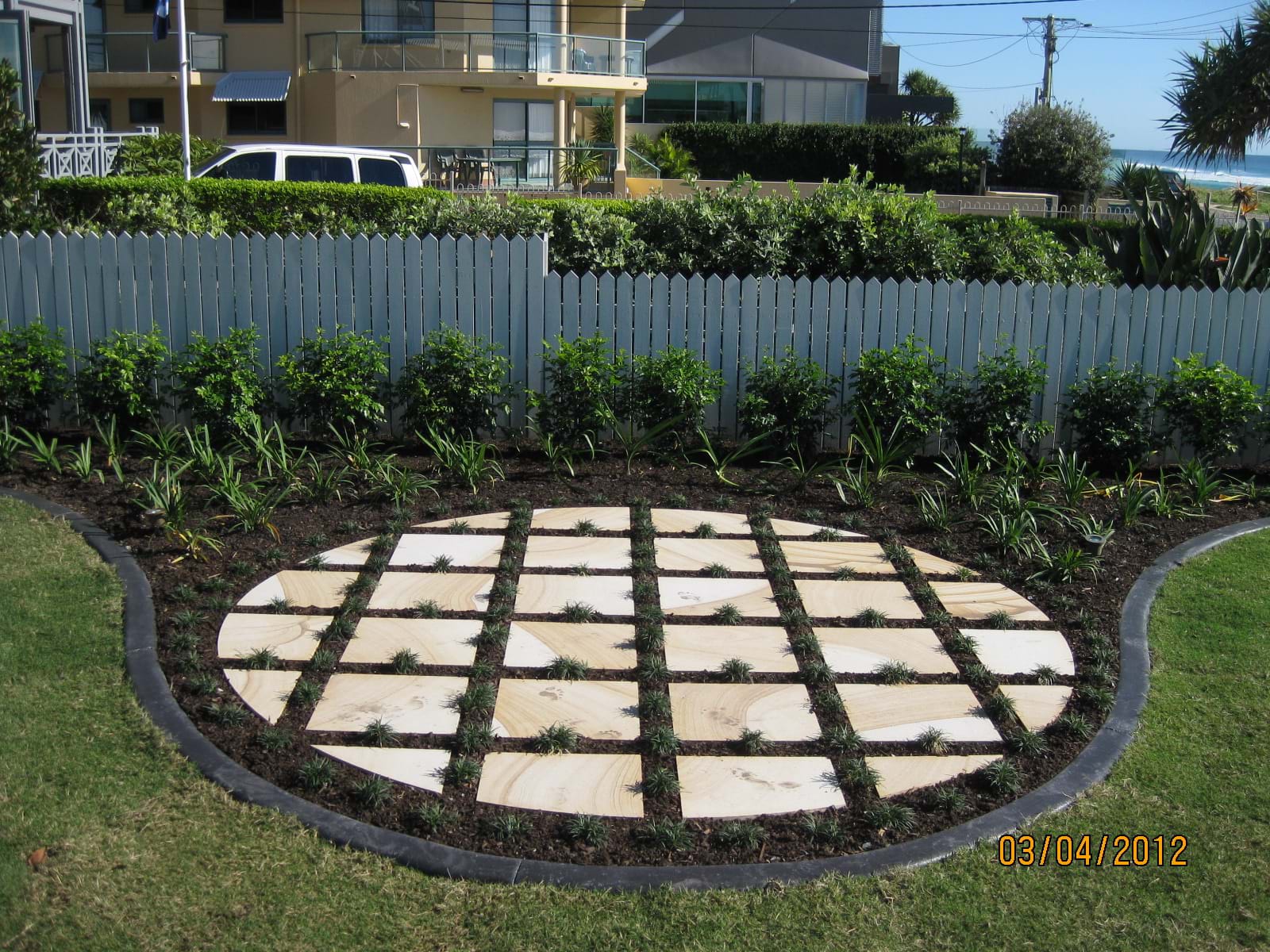 Feature Stone | Kenchi Lifestyle Gardens | Gold Coast