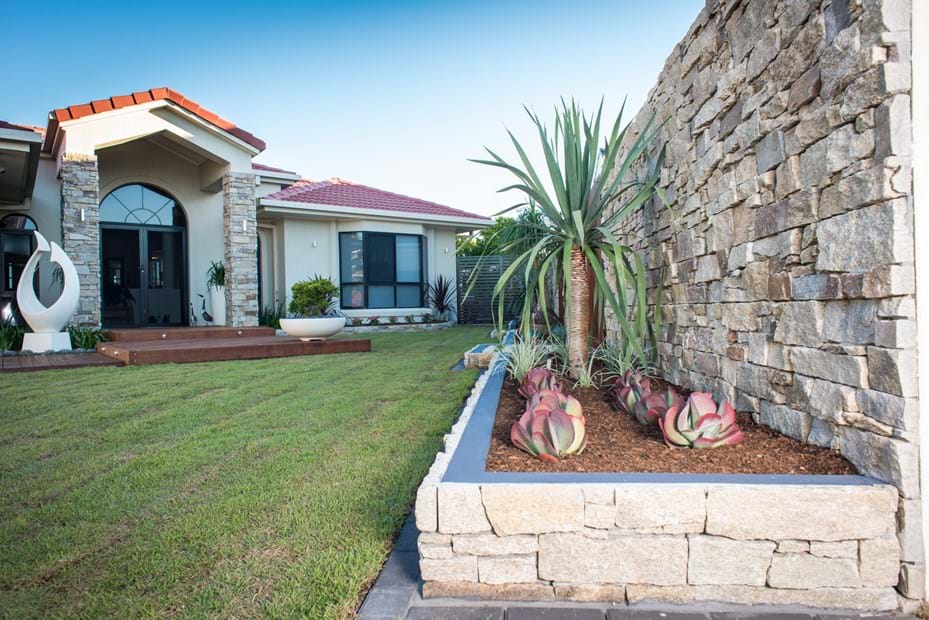 Feature Stone | Kenchi Lifestyle Gardens | Gold Coast